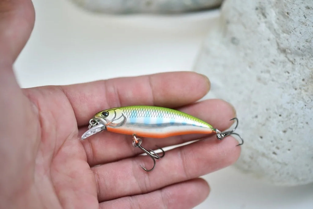 1 Pcs Small Lures for Minnow Fishing Lure Japanese Style Bait 4.5g 52mm Slowly Sinking Minnow Mini Hard Bait for Perch Trout